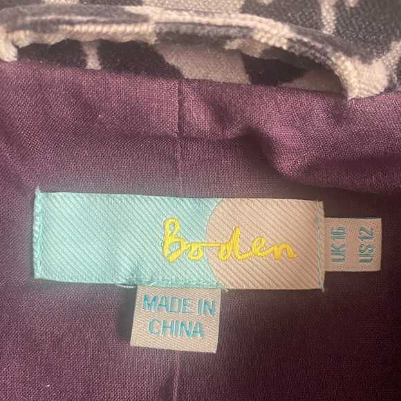 Boden grey & black animal print blazer, size US12 - Picture 6 of 8